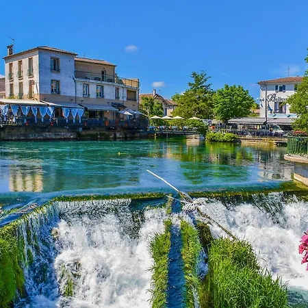 Amazing In Lisle-sur-la-sorgue With Kitchen * L'Isle-sur-la-Sorgue